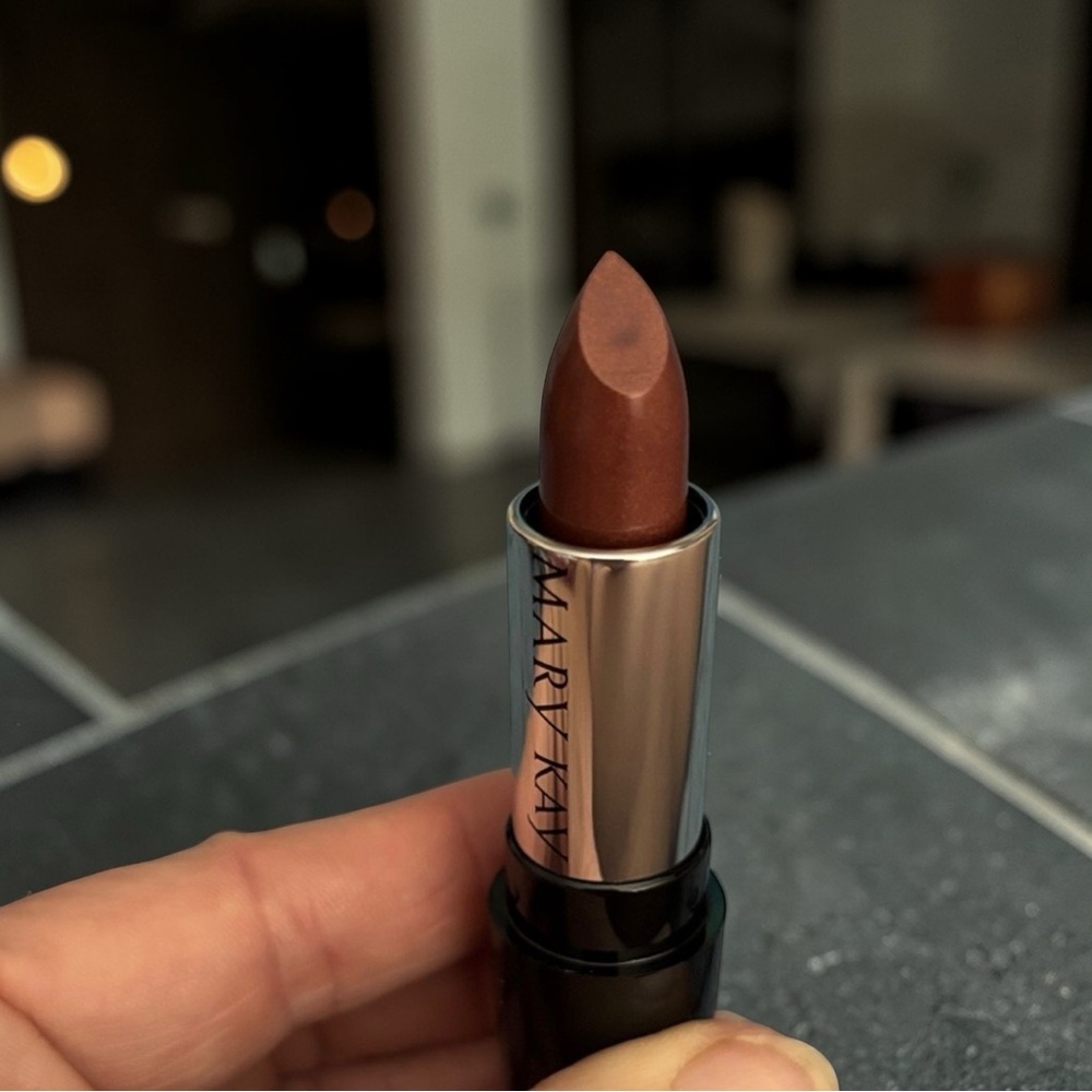 Mary Kay Gel Semi-Shine Lipstick - Downtown Brown